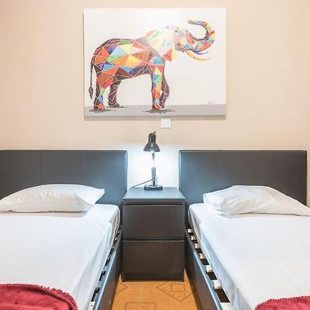 Pegasus Apartment Pireo Esterno foto