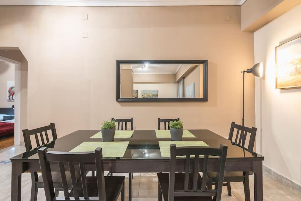 Pegasus Apartment Pireo Esterno foto