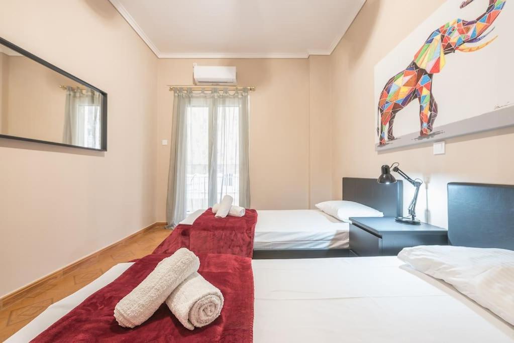 Pegasus Apartment Pireo Esterno foto